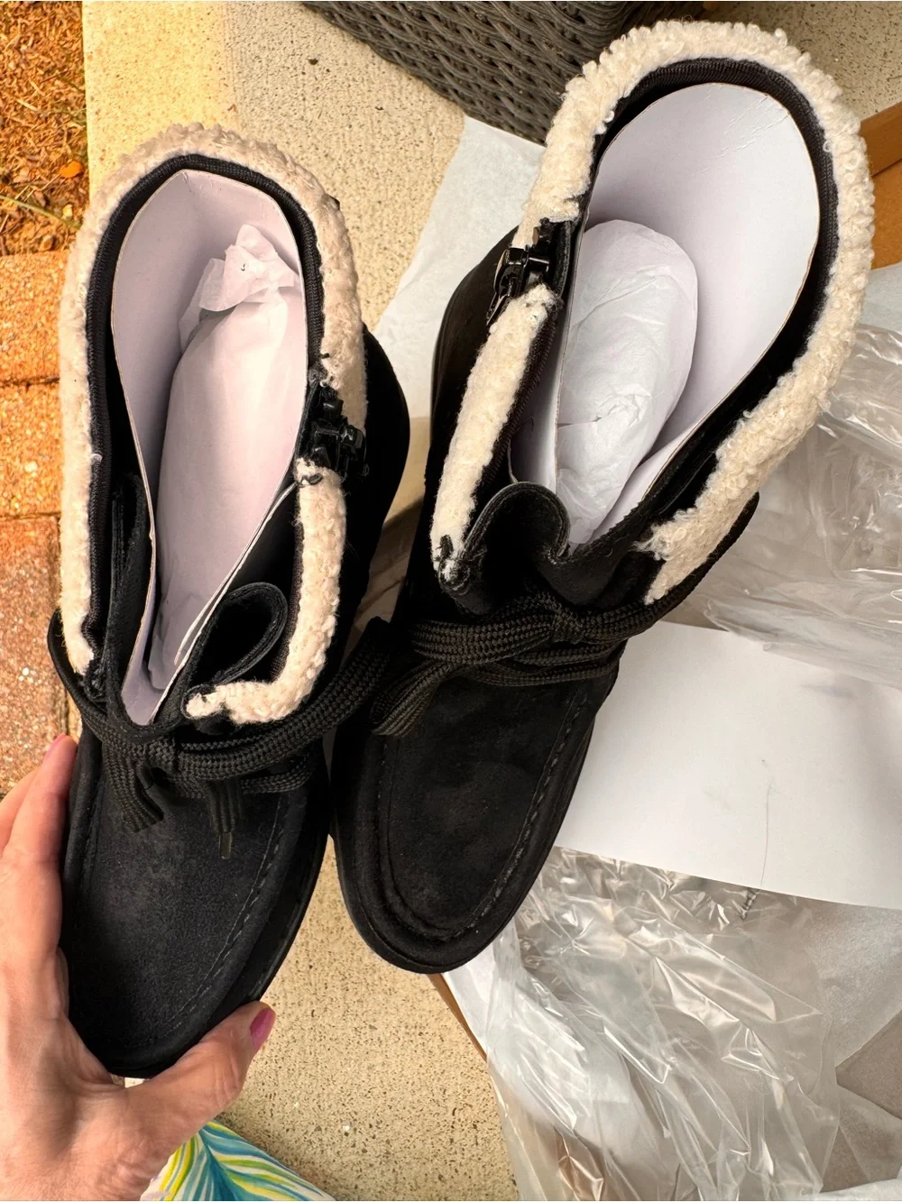 LIFESTRIDE ANKLE BOOTIES.   SIZE 7.  BRAND NEW!!!!  NOT WORN.
